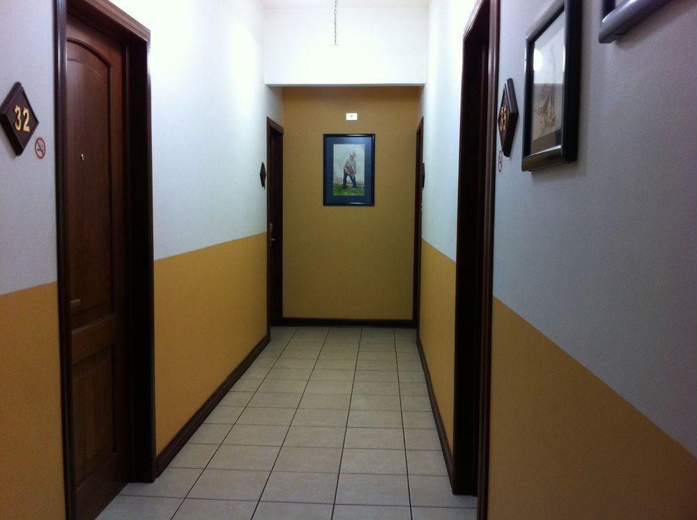 Los Yoses Apartotel ซานโฮเซ ภายนอก รูปภาพ